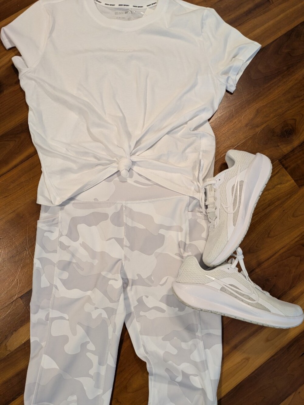 NWT RBX White Camo Activewear Capris Leggings